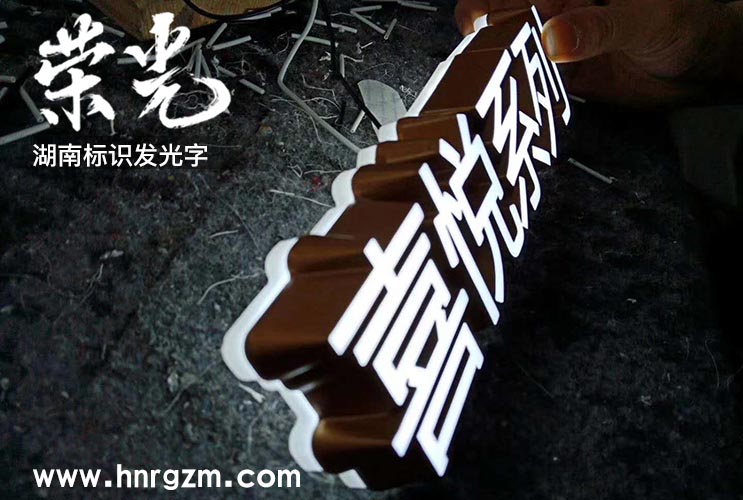 ��ɫб߅����l(f��)���� �L(zh��ng)ɳ�V��l(f��)����