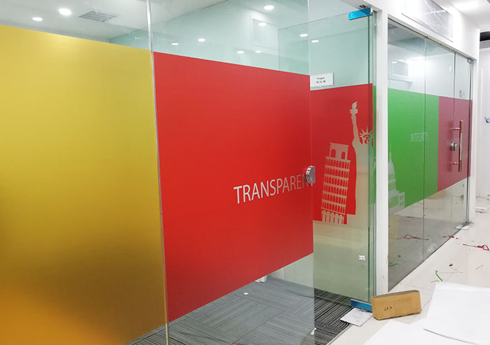 辦公室玻璃隔斷貼膜 玻璃貼寫(xiě)真制作 長(zhǎng)沙透明膜 磨砂玻璃貼 辦公室玻璃隔斷貼膜 玻璃貼寫(xiě)真制作 長(zhǎng)沙透明膜 磨砂玻璃貼