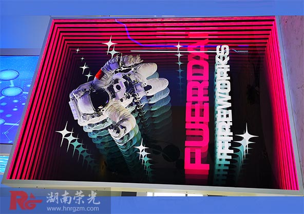 長(zhǎng)沙千層鏡專業(yè)定制加工網(wǎng)紅燈箱 長(zhǎng)沙千層鏡專業(yè)定制加工網(wǎng)紅燈箱