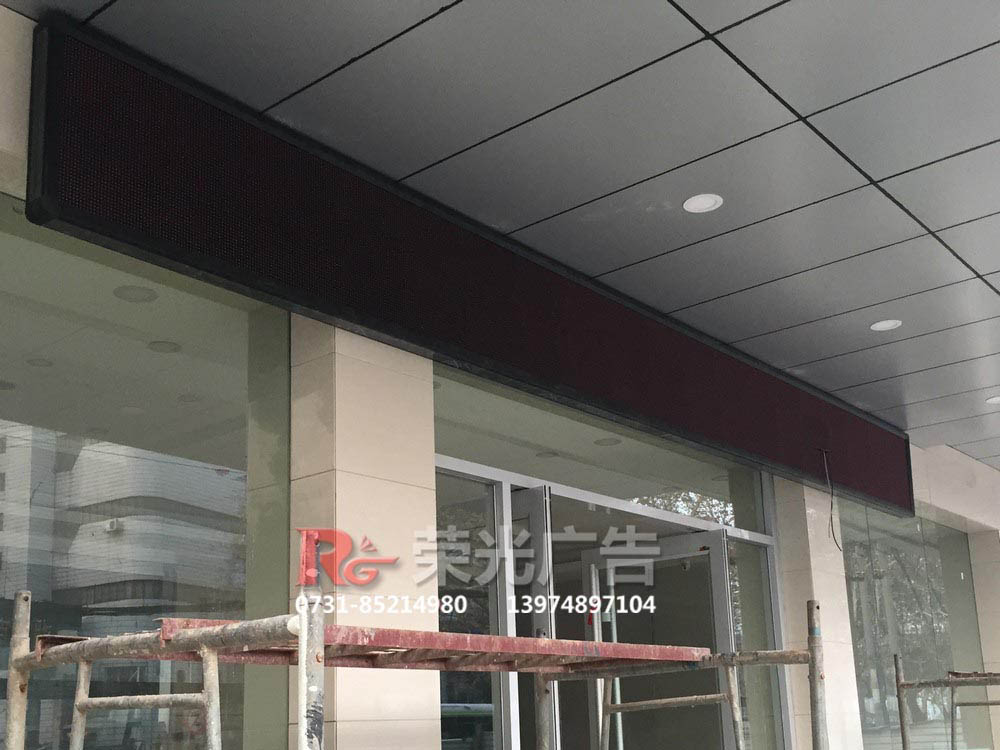 �Lɳ��ɫ�@ʾ��