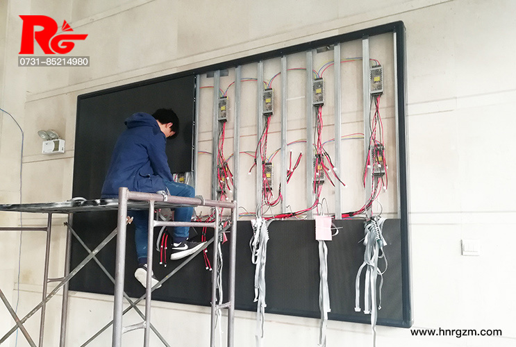 �L(zh��ng)ɳ�@ʾ�����b