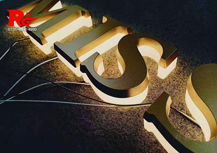 �L(zh��ng)ɳ����l(f��)����