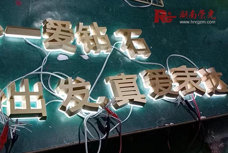 �L(zh��ng)ɳ�V������